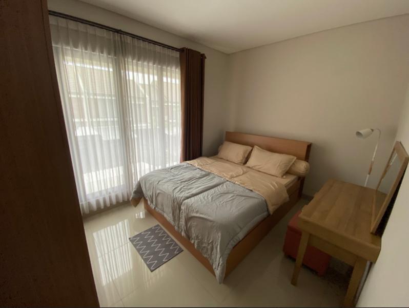 Rumah disewakan fully furnished di Cosmo Lippo Cikarang